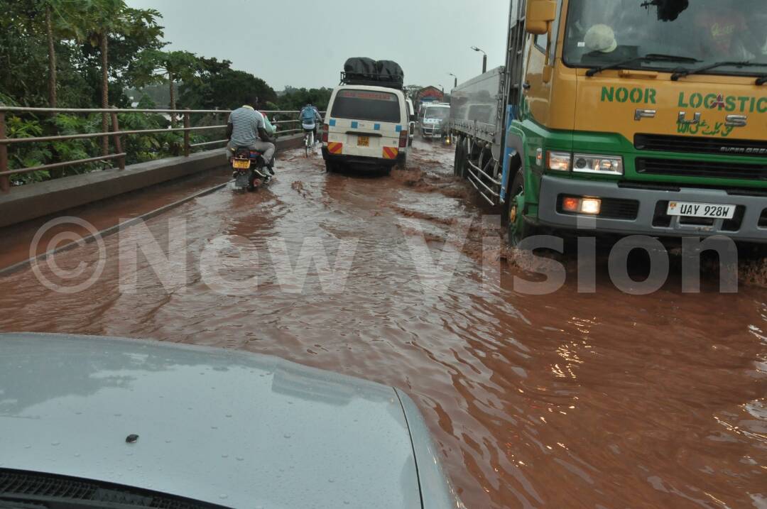 Floods hit Nile Bridge, Jinja -  Photos by Godfrey Kimono   
